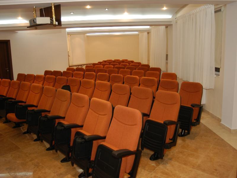 פיטסטי Celly Hotel מראה חיצוני תמונה