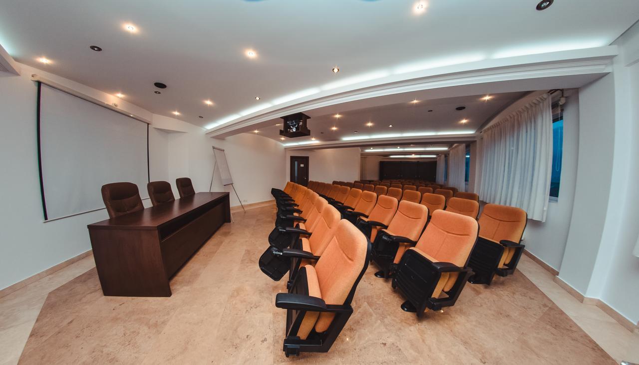 פיטסטי Celly Hotel מראה חיצוני תמונה