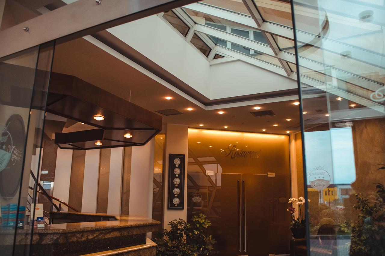 פיטסטי Celly Hotel מראה חיצוני תמונה