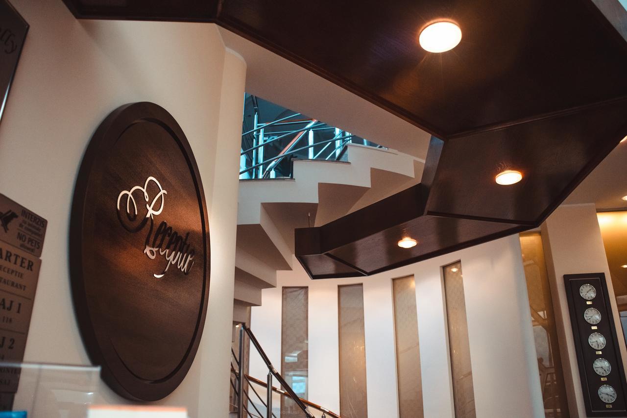פיטסטי Celly Hotel מראה חיצוני תמונה